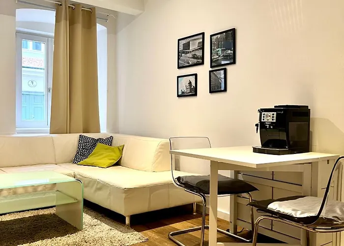 Rema 1070 Viena